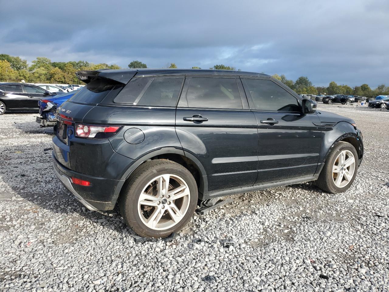 LAND ROVER RANGE ROVER DYNAMIC PREMIUM