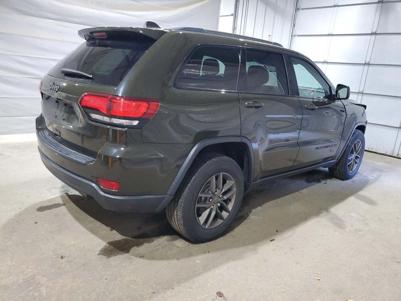 JEEP GRAND CHEROKEE LAREDO
