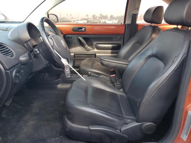 2010 VOLKSWAGEN NEW BEETLE #3285964573