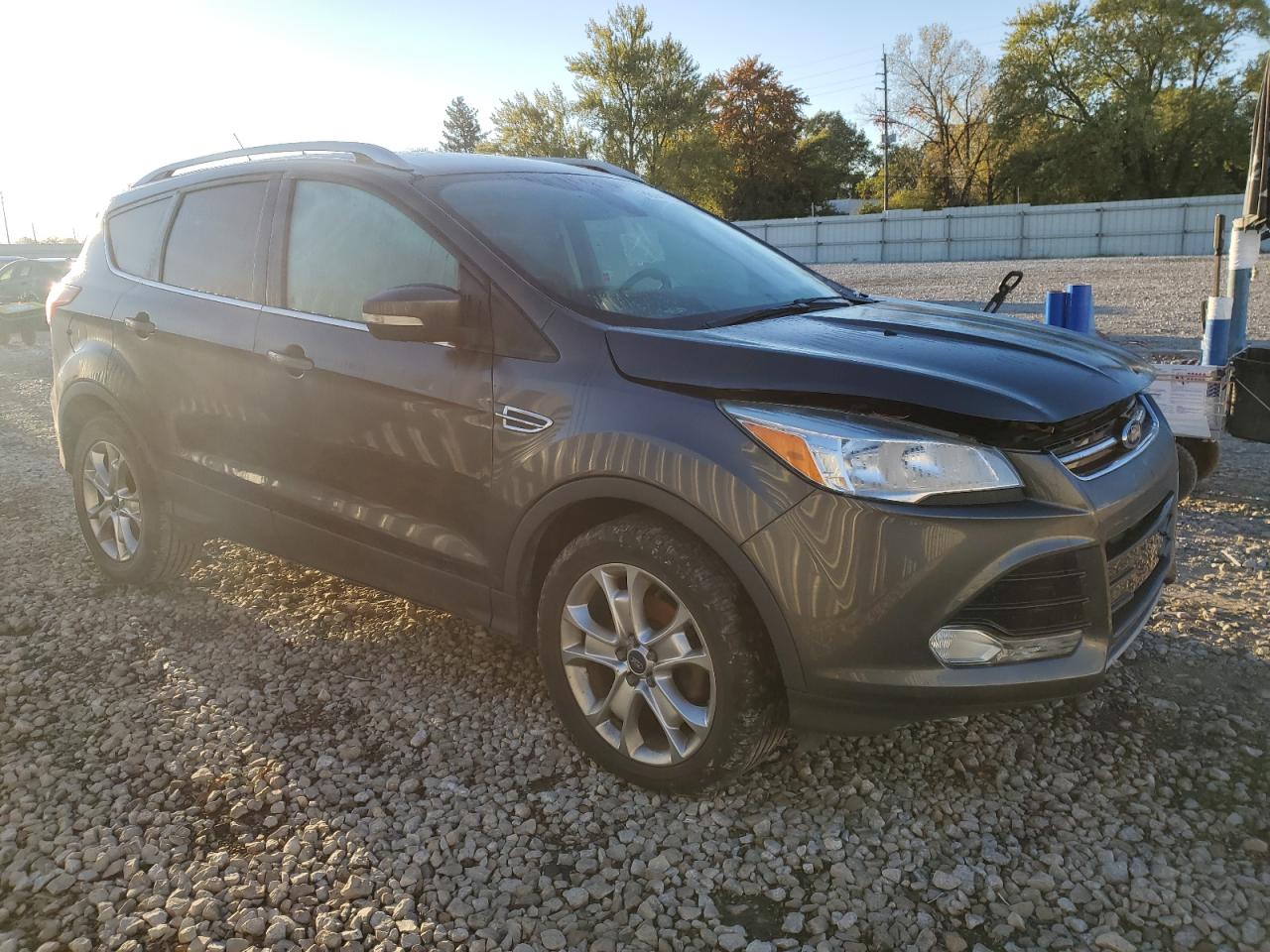 FORD ESCAPE TITANIUM