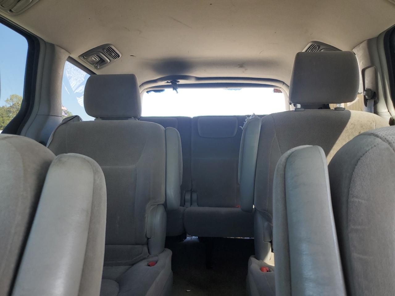 Lot #3284830521 2004 TOYOTA SIENNA CE