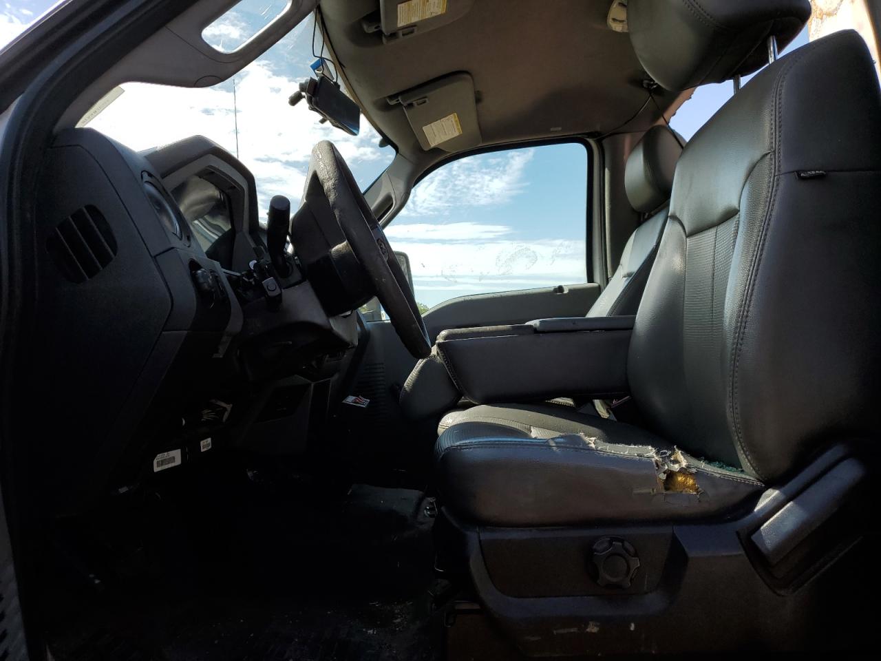 FORD F-450 SUPER DUTY