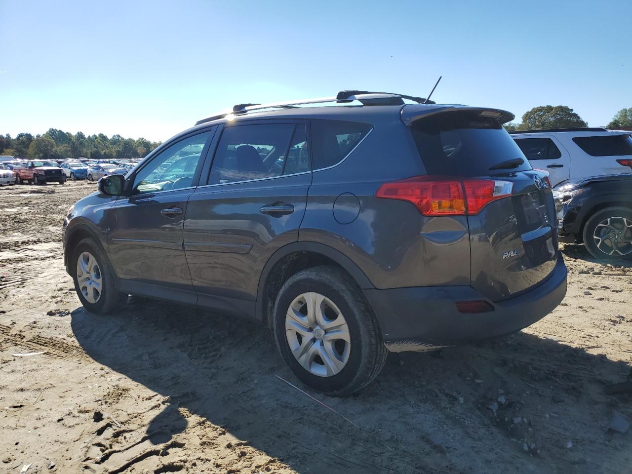 TOYOTA RAV4 LE