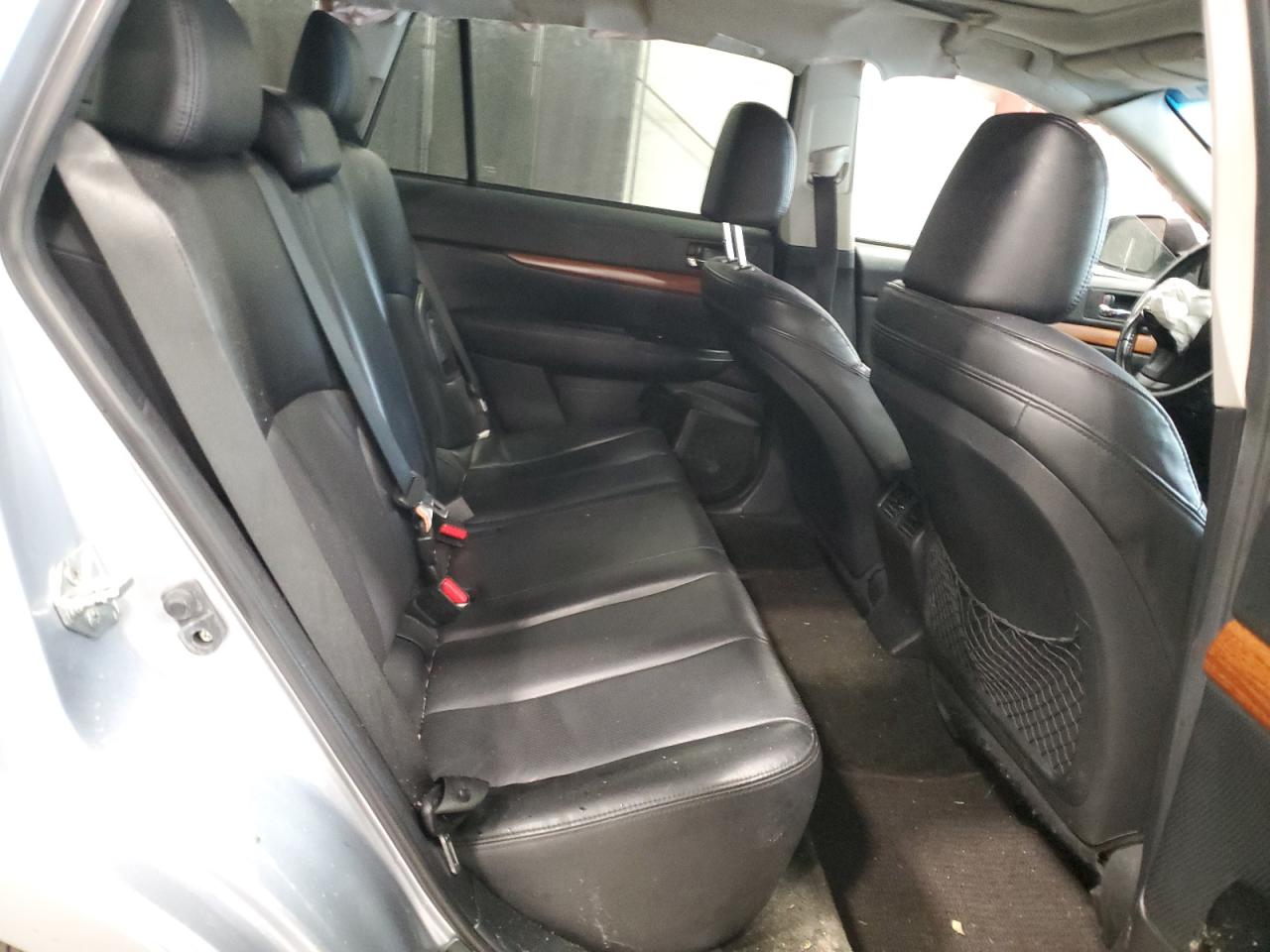 Lot #3311595772 2013 SUBARU OUTBACK 2.