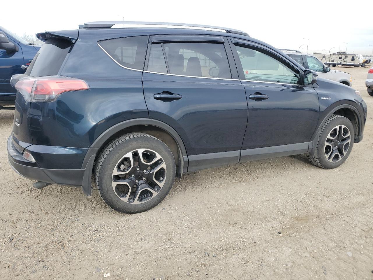 TOYOTA RAV4 SE