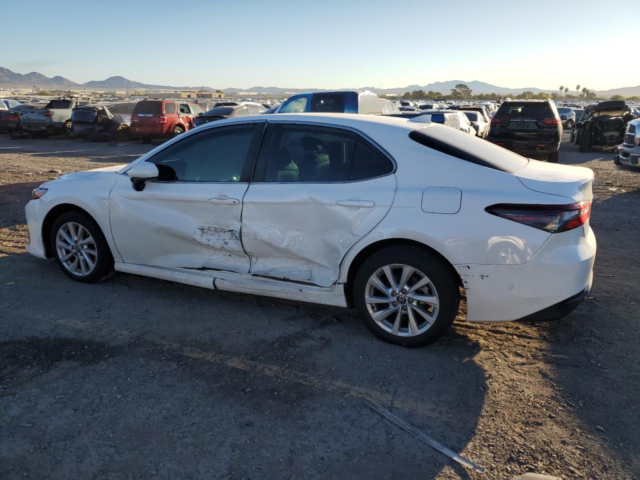 Lot #3318063366 2023 TOYOTA CAMRY LE