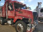 Lot #3292471673 2004 VOLVO VHD