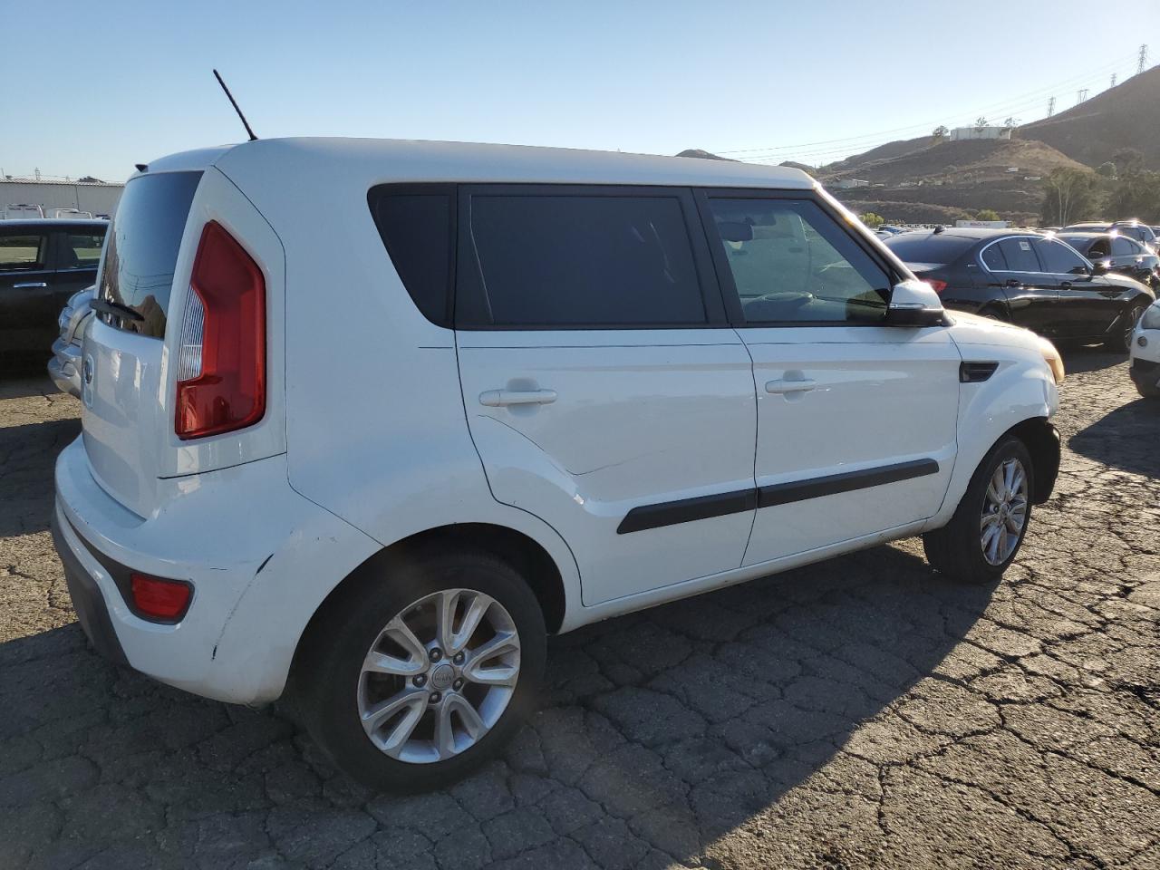 KIA SOUL +