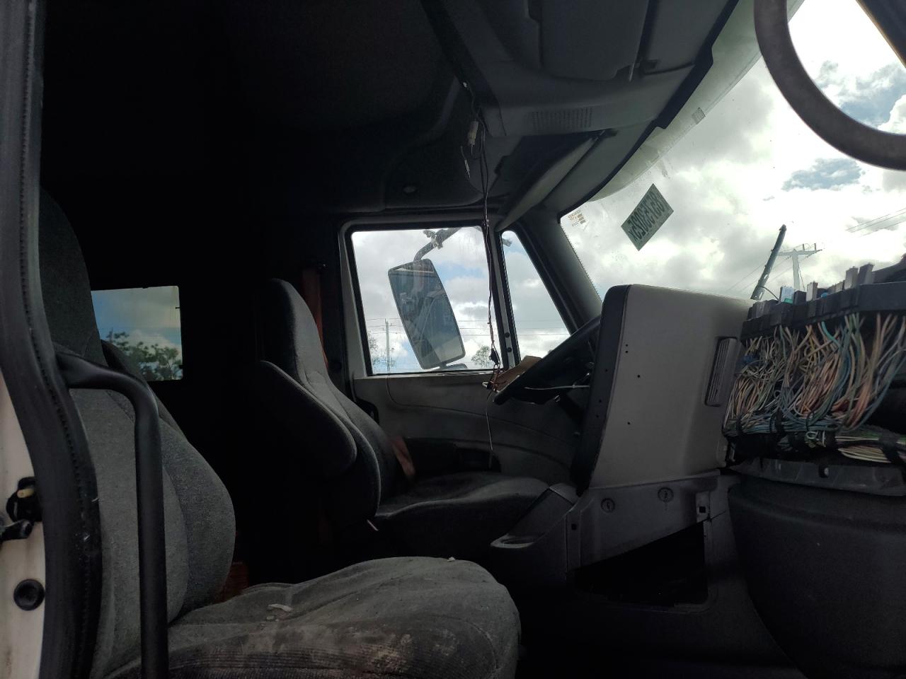 Lot #3261975474 2010 INTERNATIONAL PROSTAR