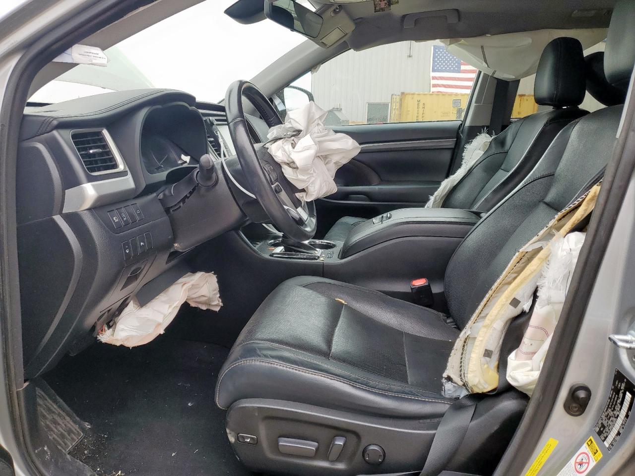 TOYOTA HIGHLANDER LIMITED