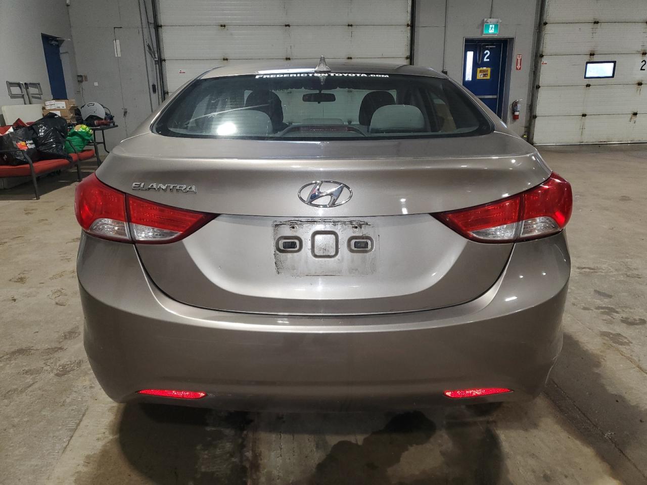 HYUNDAI ELANTRA GLS