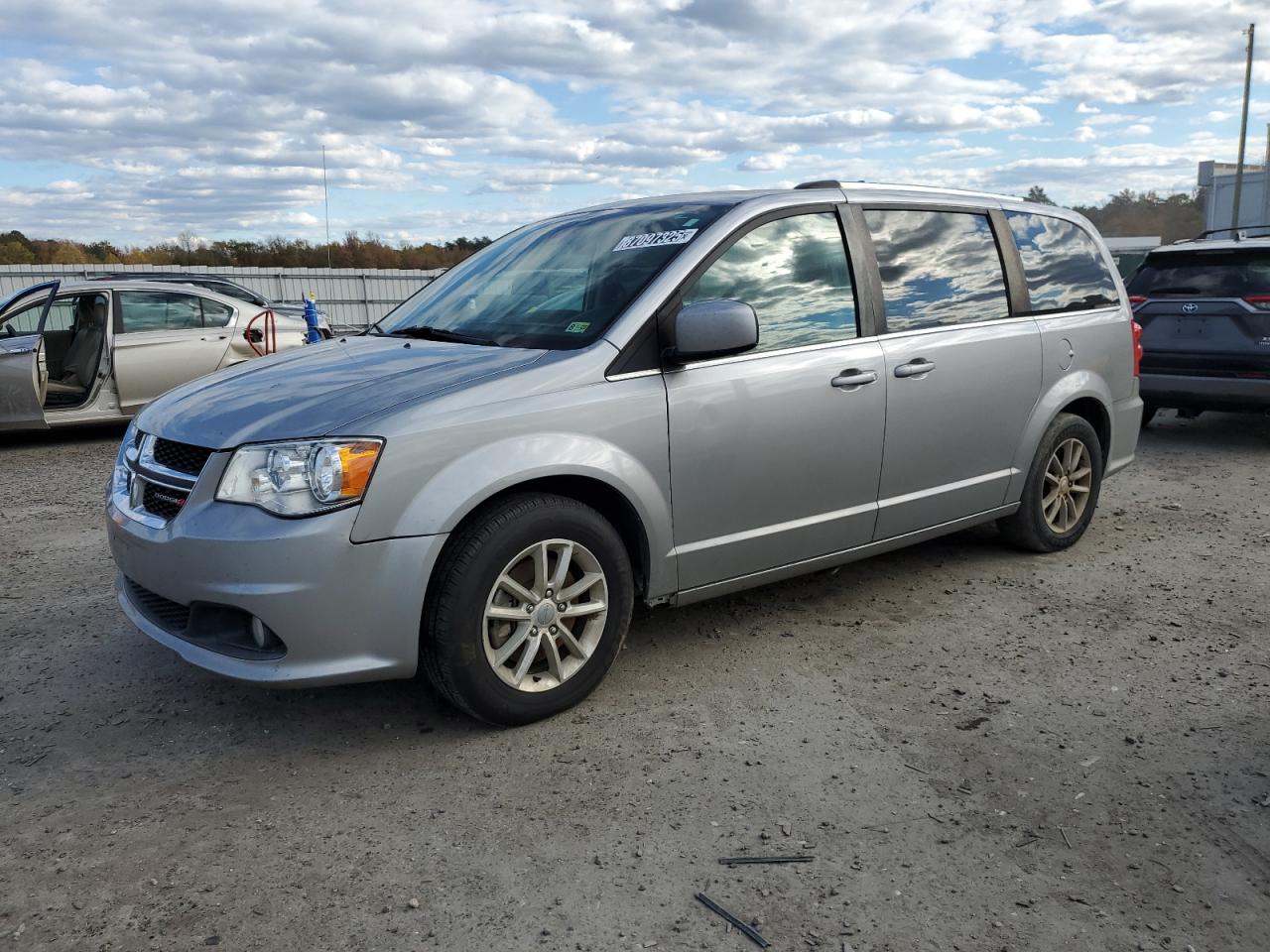 DODGE GRAND CARAVAN SXT
