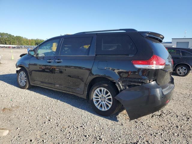 2011 TOYOTA SIENNA XLE - 5TDYK3DC2BS132468