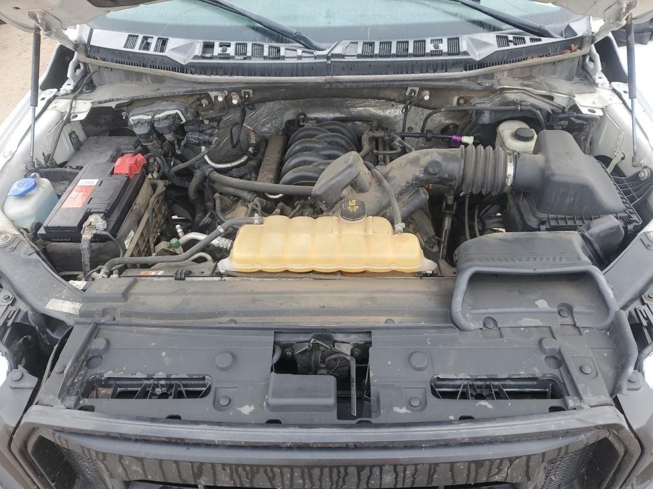 FORD F-150 SUPER CAB