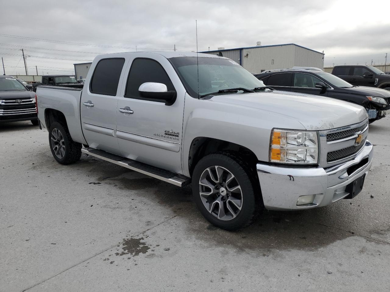 CHEVROLET SILVERADO C1500 LT