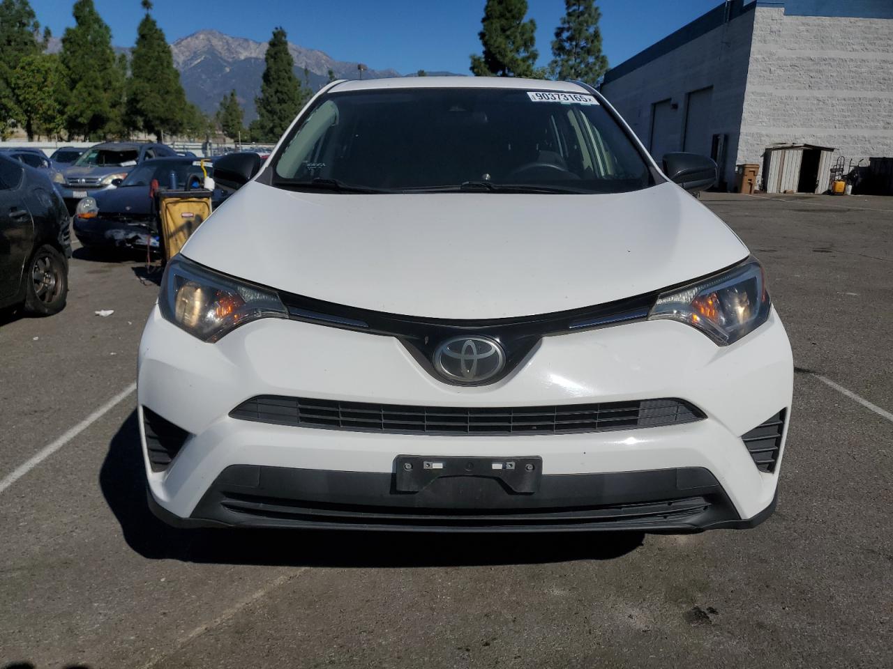 TOYOTA RAV4 LE