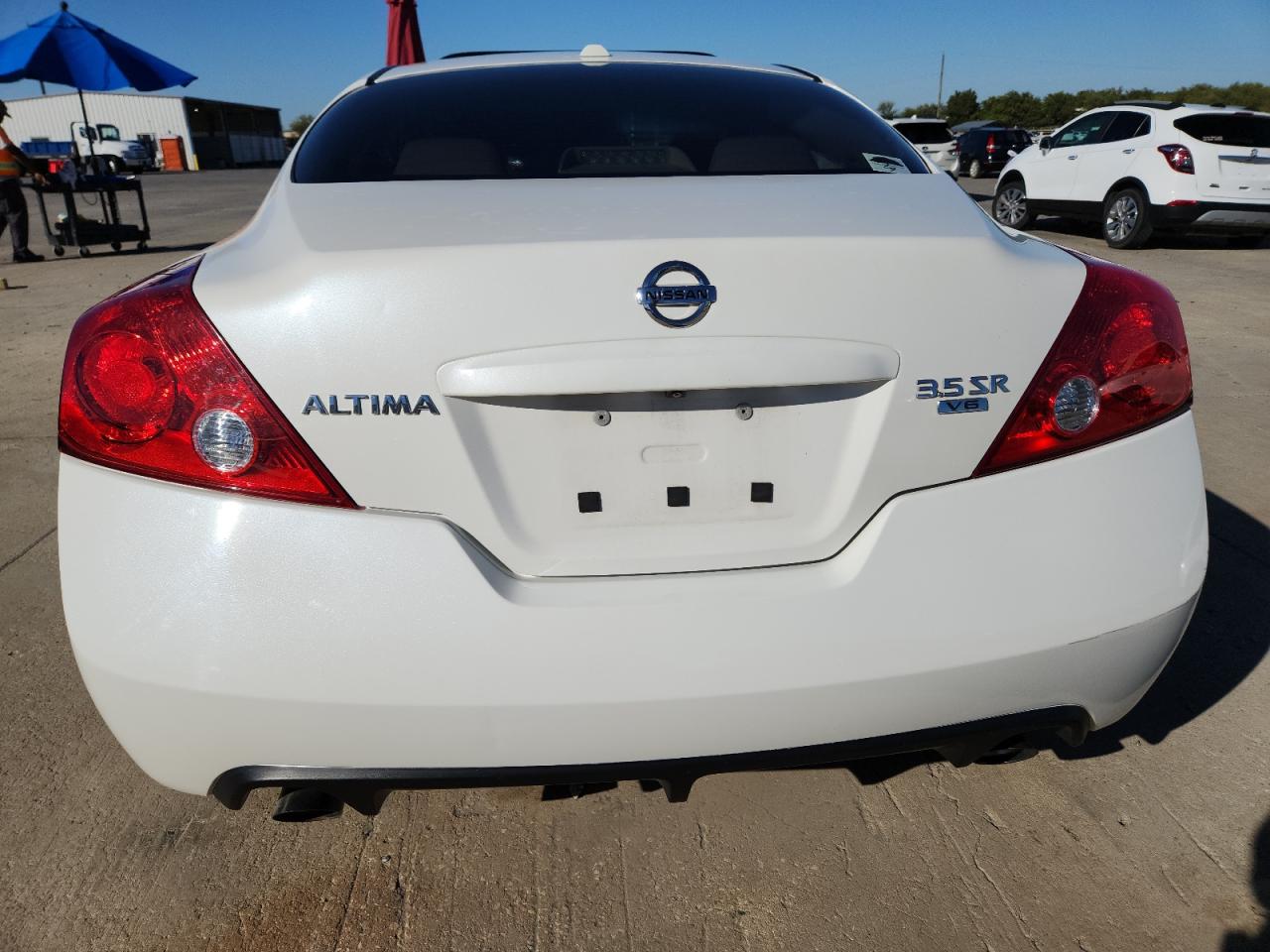 NISSAN ALTIMA SR