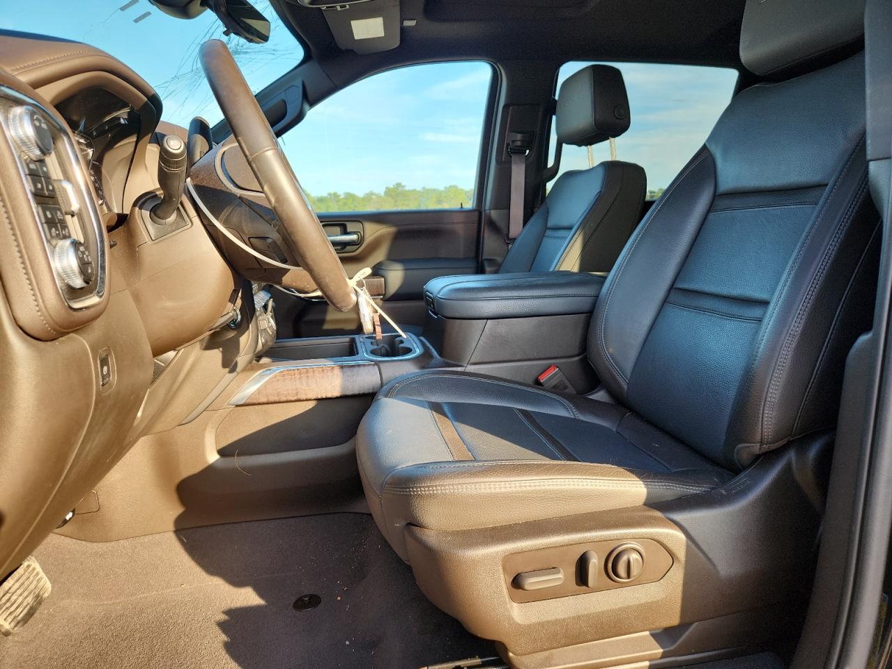 GMC SIERRA K2500 DENALI