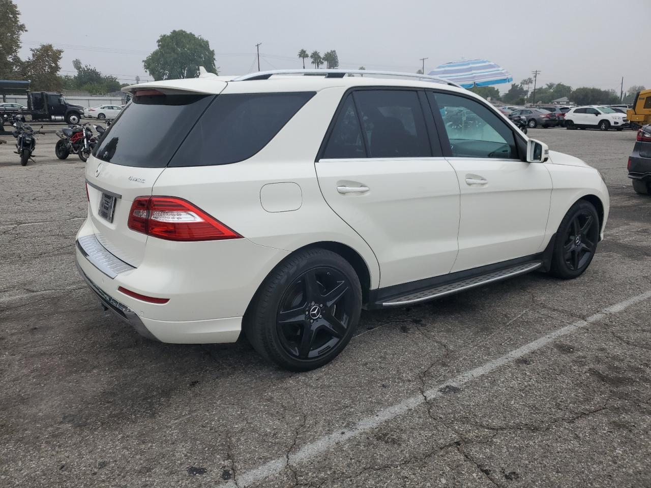 MERCEDES-BENZ M-CLASS 550 4MATIC