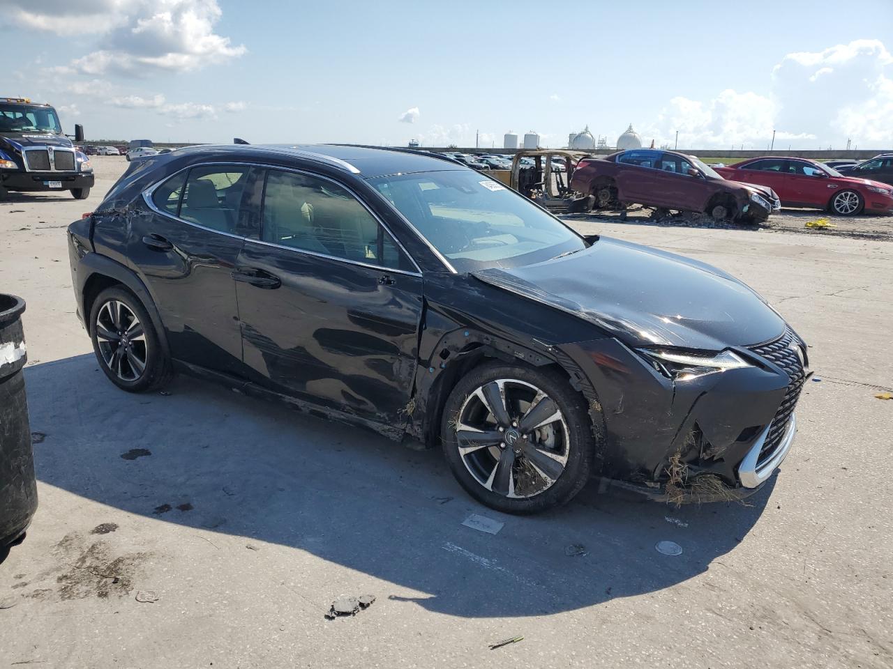 LEXUS UX 200