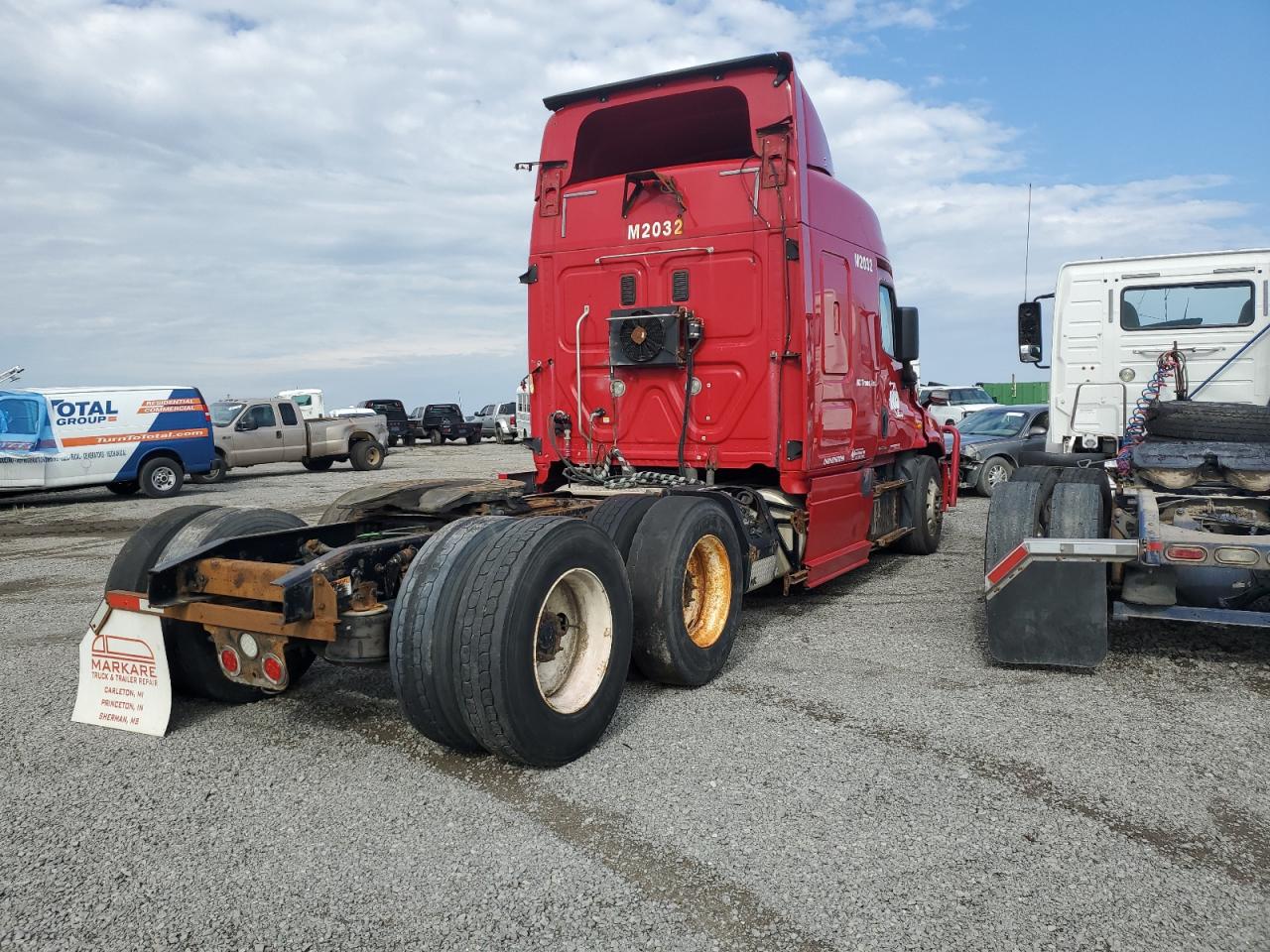 Lot #3257378240 2017 FREIGHTLINER CASCADIA 1