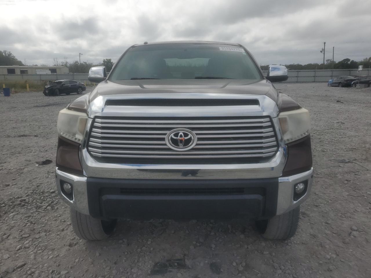 TOYOTA TUNDRA CREWMAX LIMITED