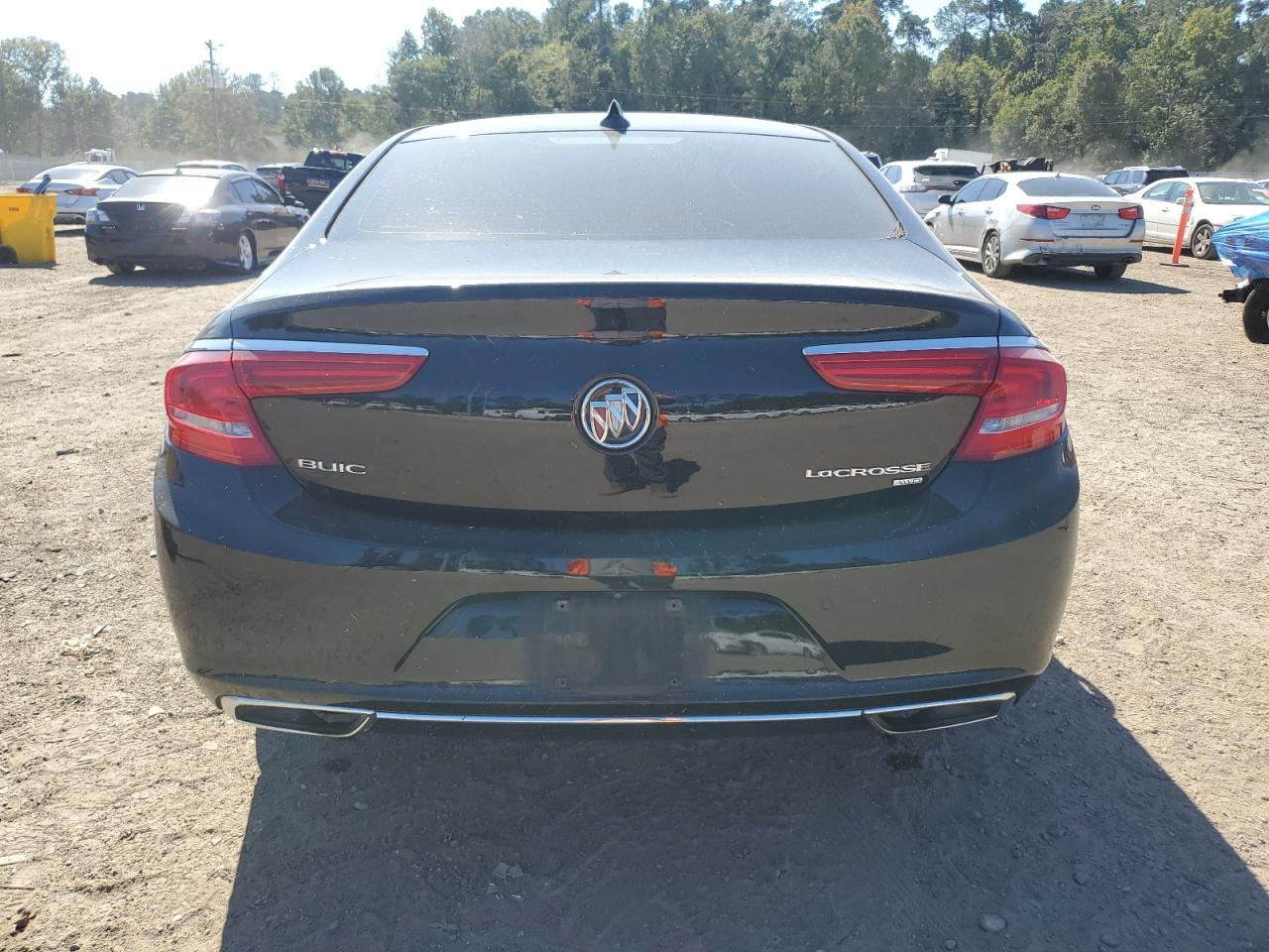 BUICK LACROSSE ESSENCE