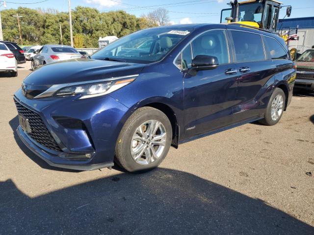 Global Auto Auctions: 2021 TOYOTA SIENNA XSE