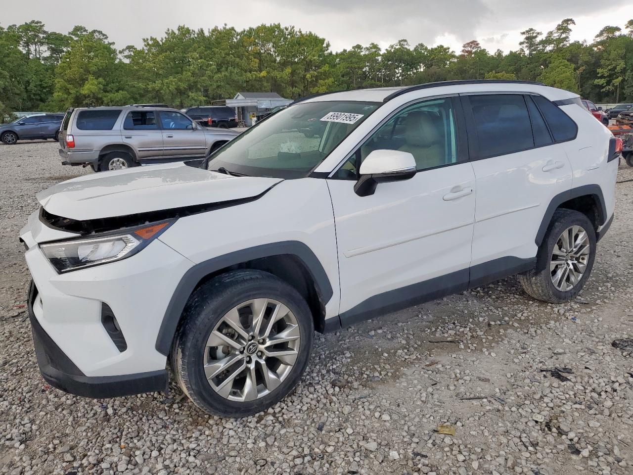 Lot #3292614592 2020 TOYOTA RAV4 XLE P