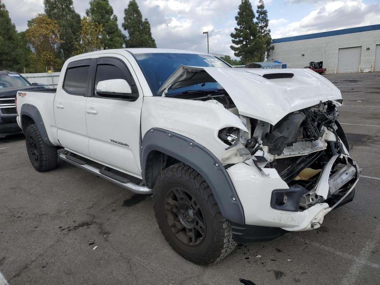 TOYOTA TACOMA DOUBLE CAB
