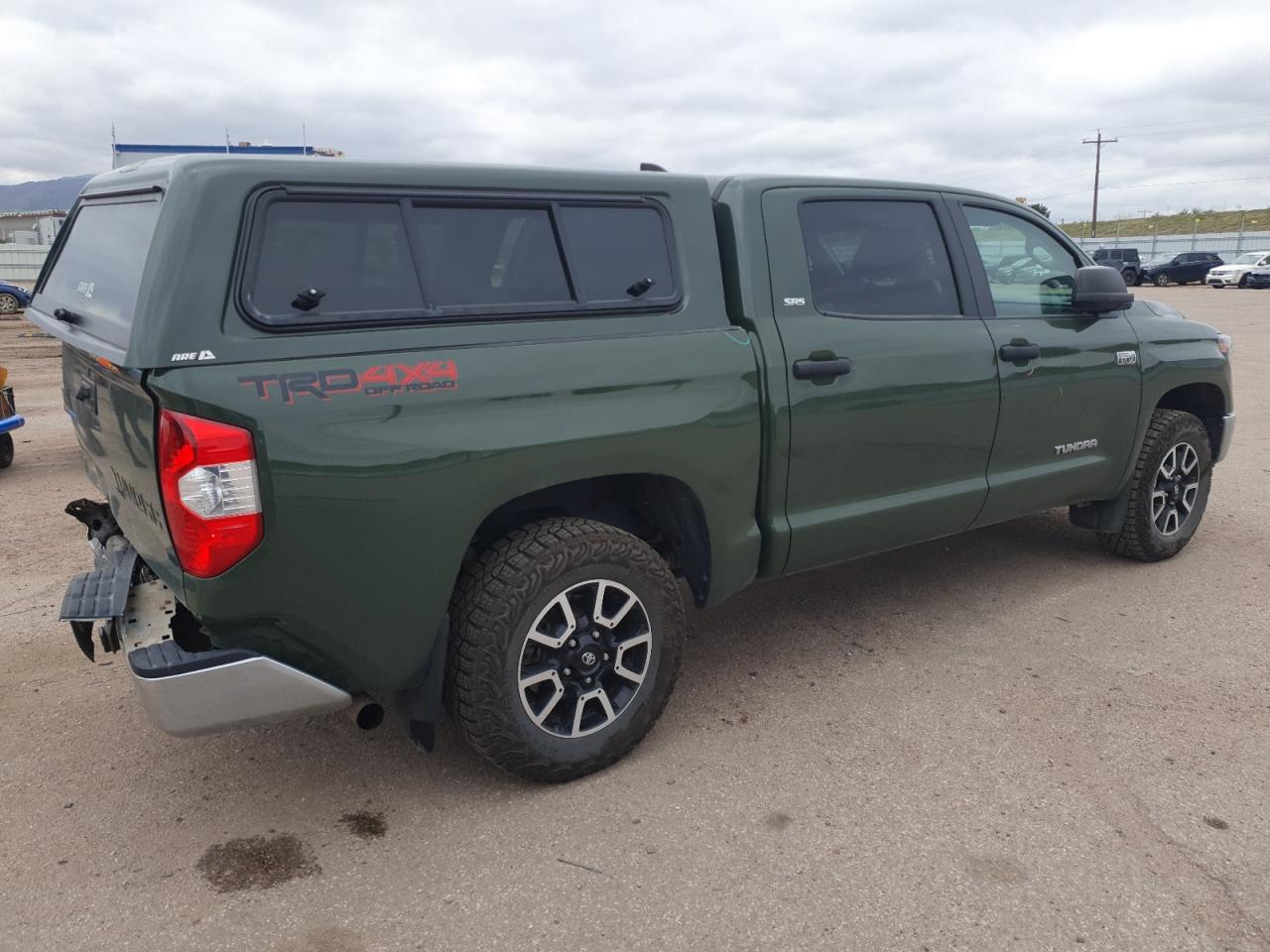 TOYOTA TUNDRA CREWMAX SR5