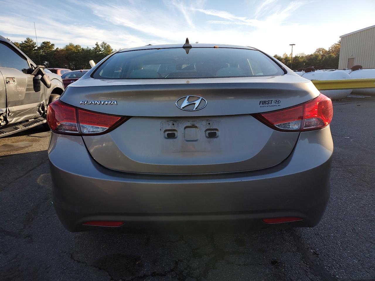 HYUNDAI ELANTRA GLS