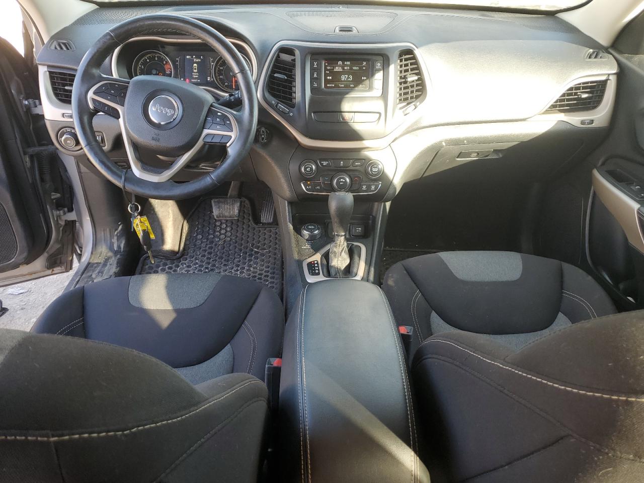 JEEP GRAND CHEROKEE LATITUDE