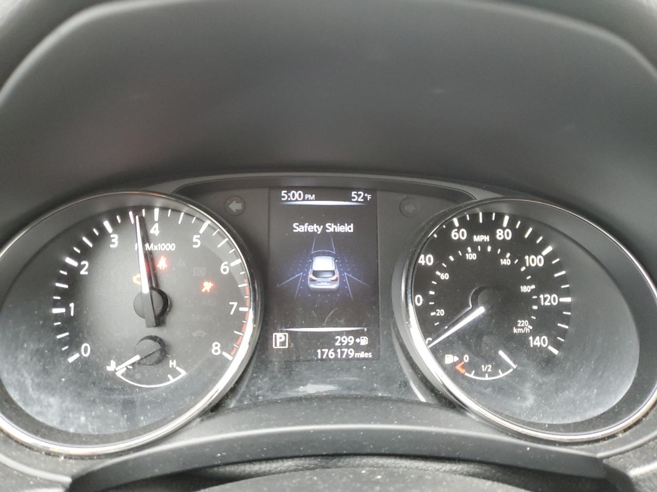 NISSAN ROGUE SPORT S