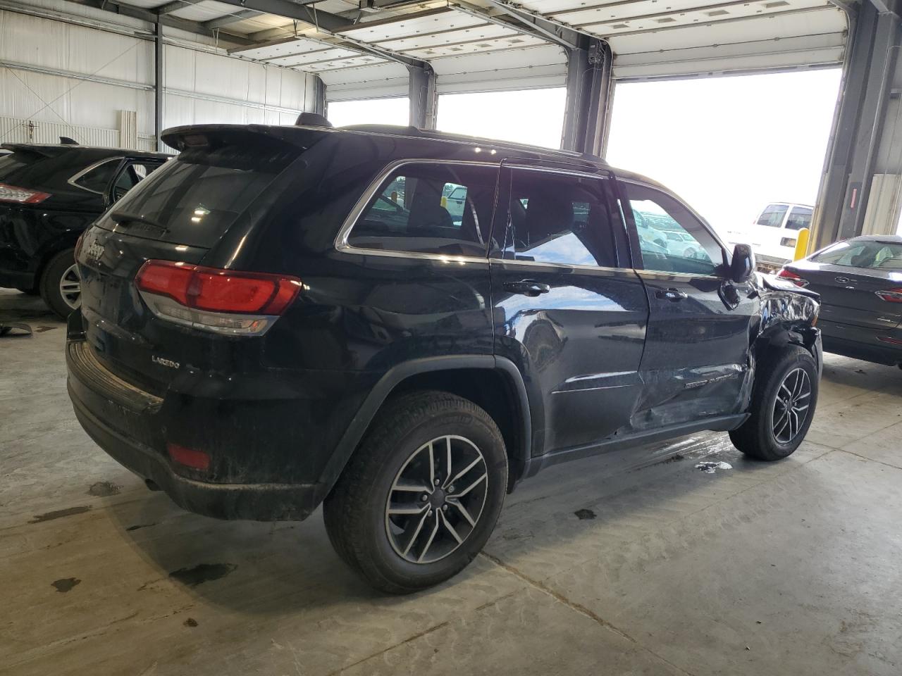 JEEP GRAND CHEROKEE LAREDO