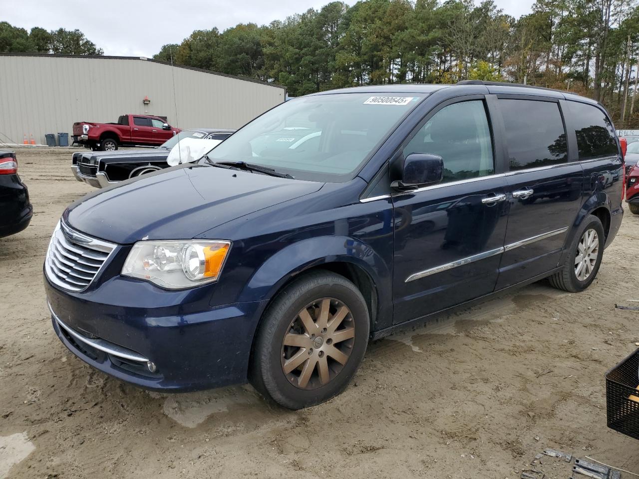 Lot #3293359425 2016 CHRYSLER TOWN & COU