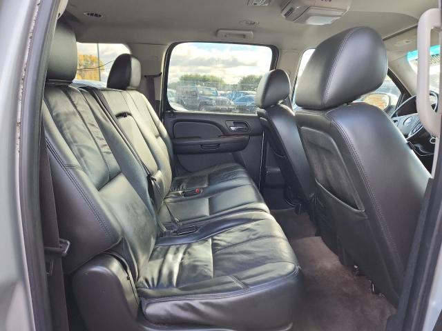 2011 CHEVROLET SUBURBAN K - 1GNSKJE31BR307498