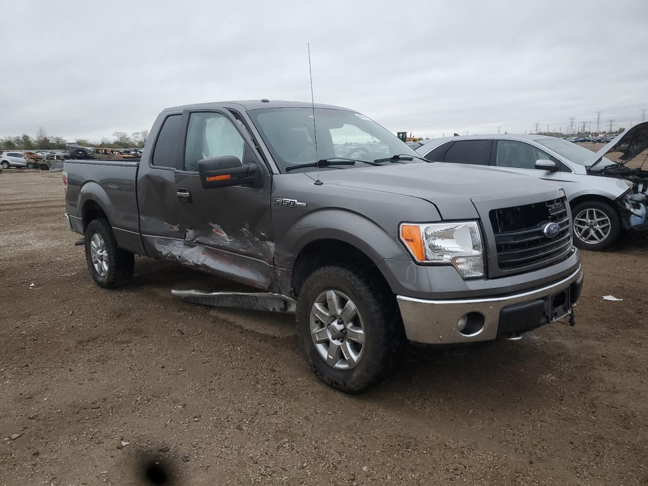 FORD F-150 SUPER CAB