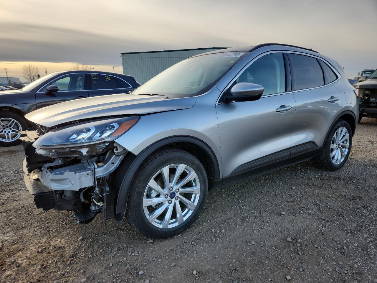 FORD ESCAPE TITANIUM