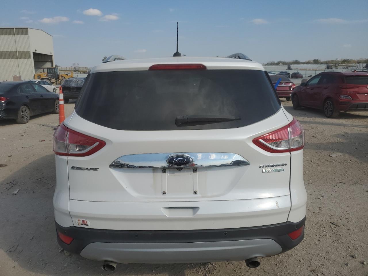 FORD ESCAPE TITANIUM