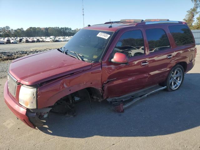 Global Auto Auctions: 2005 CADILLAC ESCALADE L