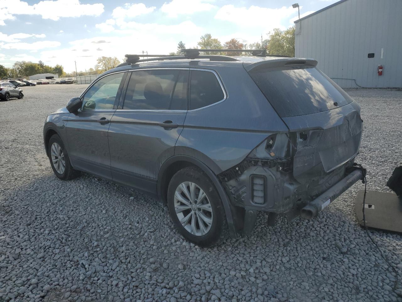 VOLKSWAGEN TIGUAN SE