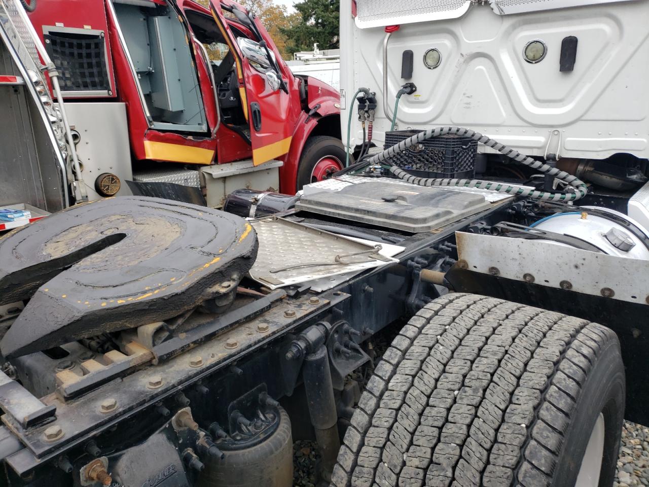 Lot #3290229220 2018 FREIGHTLINER CASCADIA 1