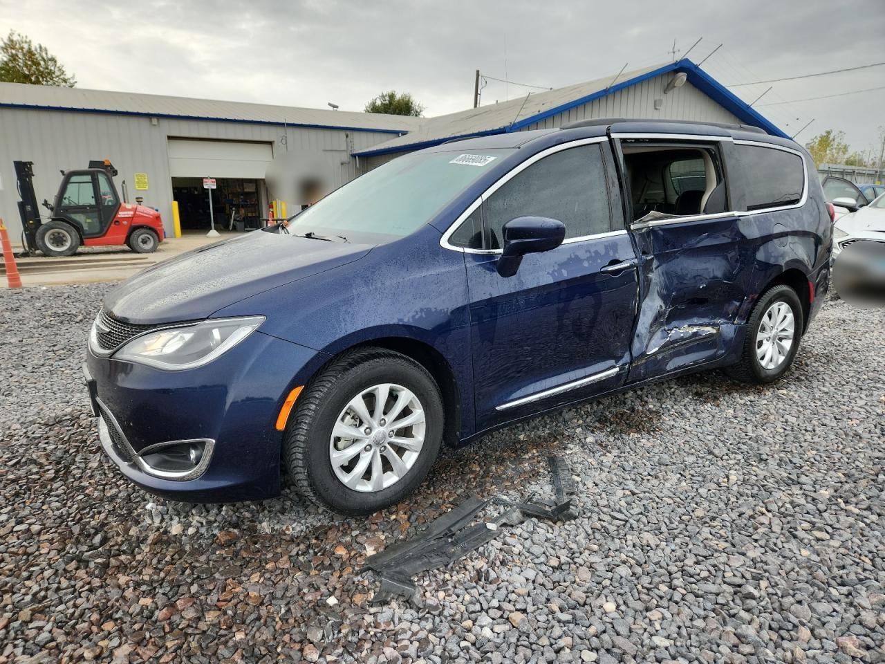 CHRYSLER PACIFICA TOURING L