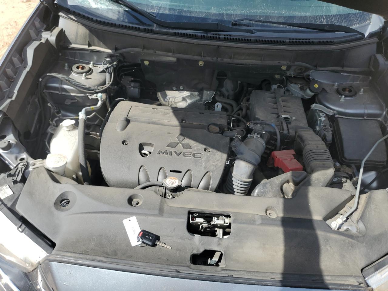 MITSUBISHI OUTLANDER ES