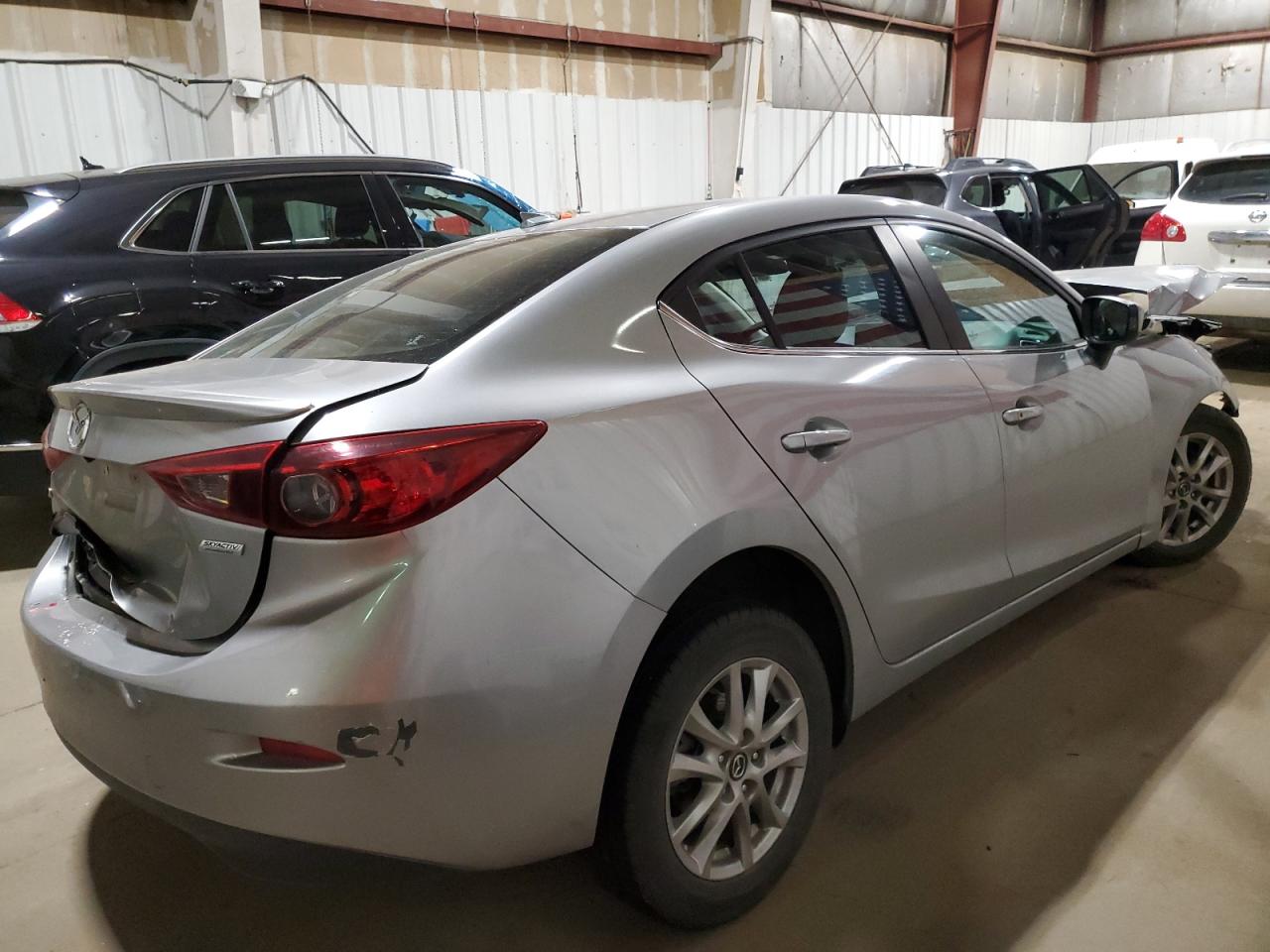 MAZDA 3 GRAND TOURING