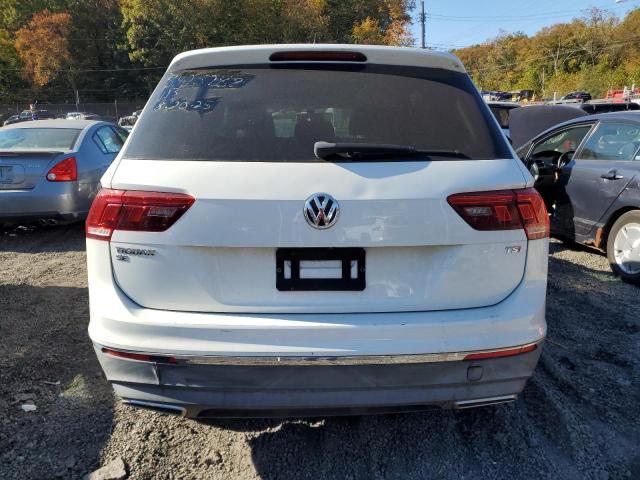 2018 VOLKSWAGEN TIGUAN SE 3VV3B7AX0JM046195