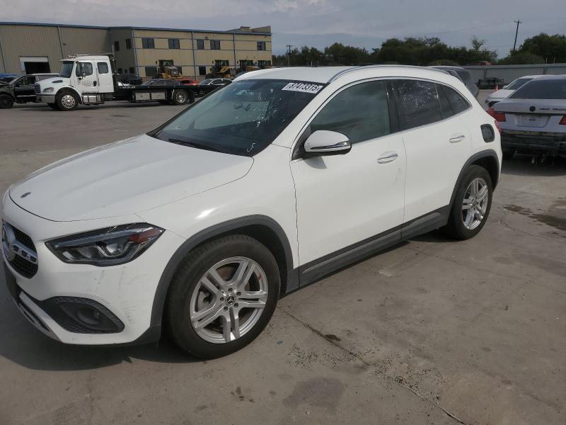 MERCEDES-BENZ GLA 250 4M