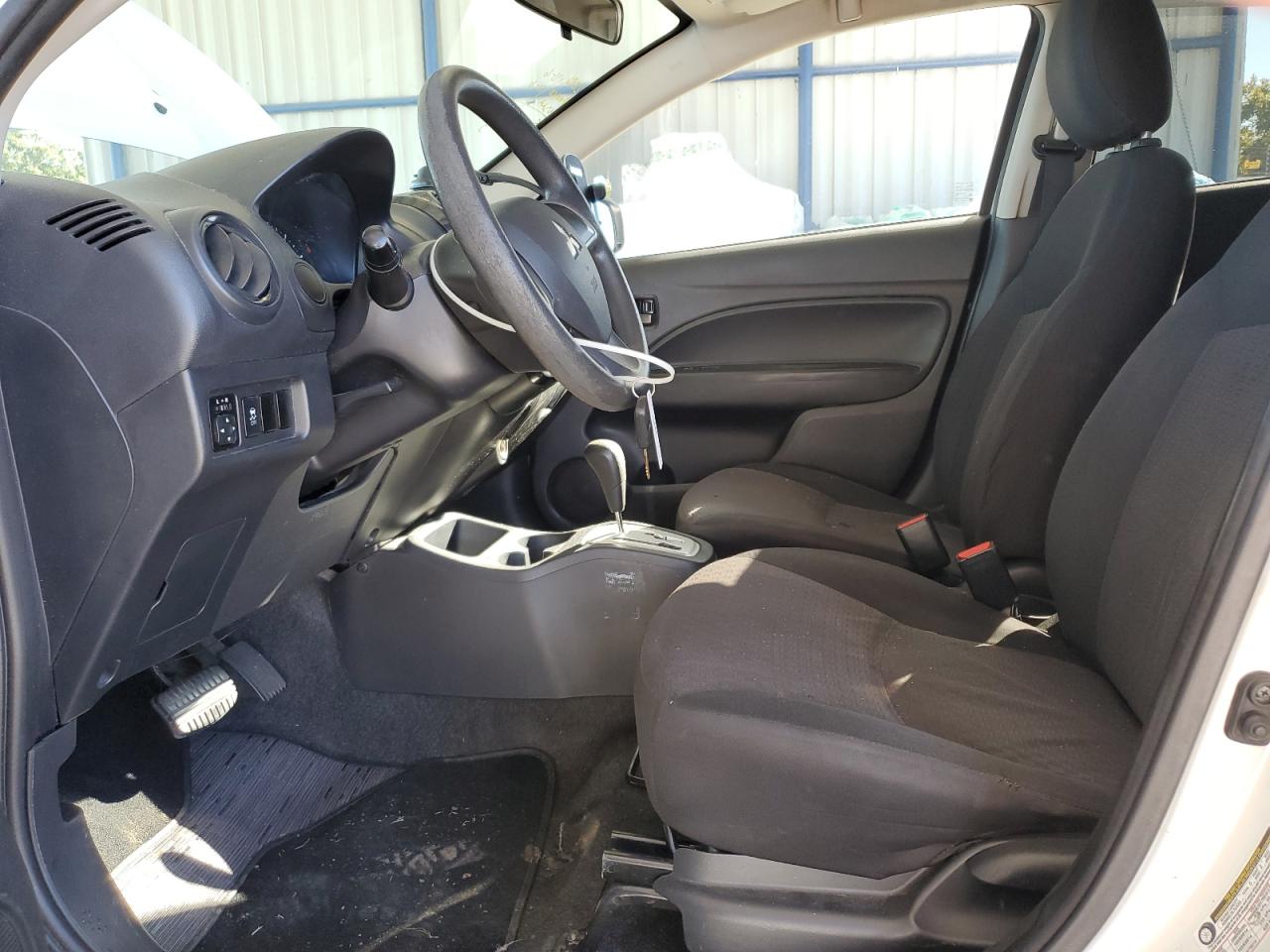 MITSUBISHI MIRAGE ES