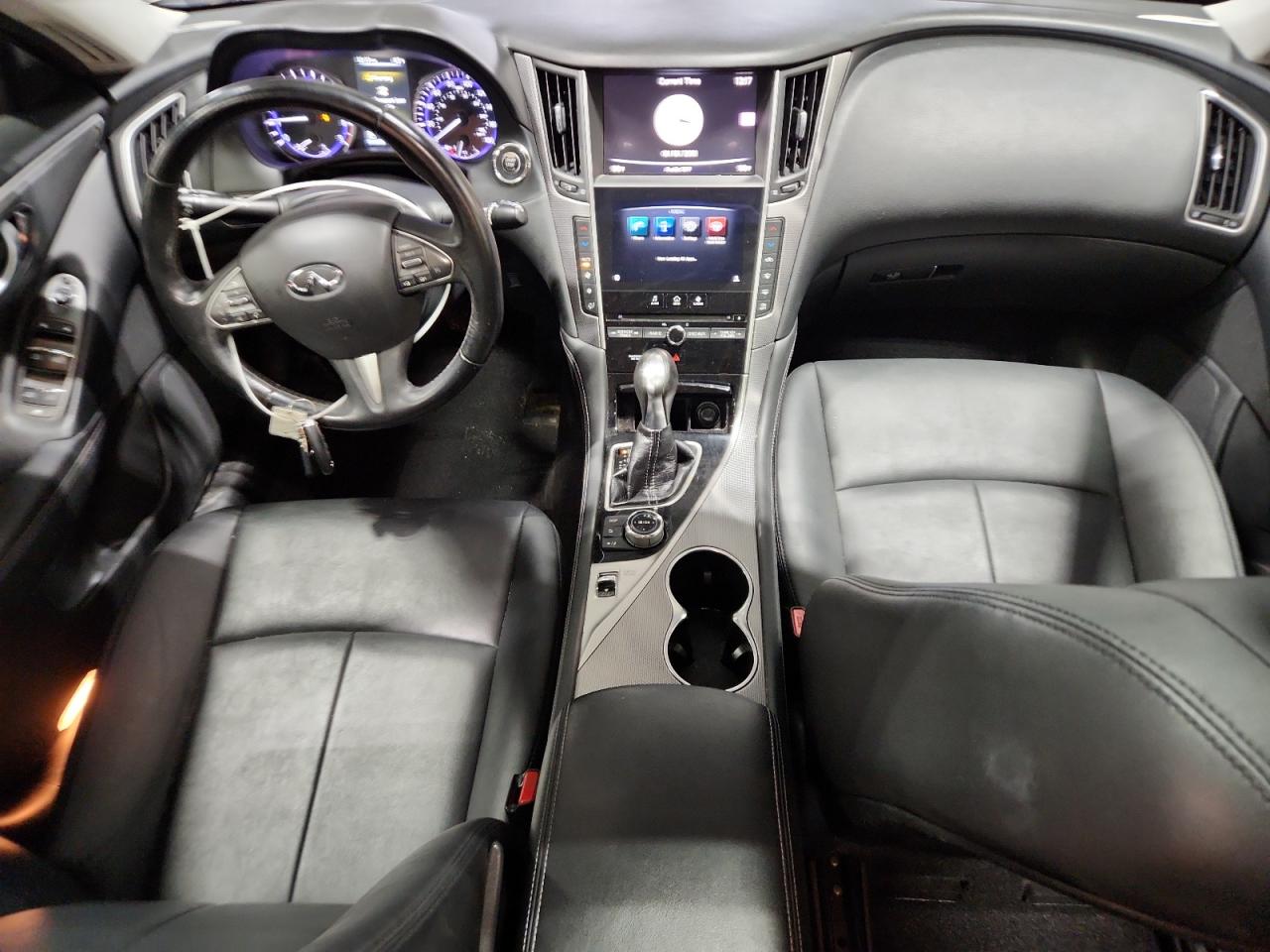 INFINITI Q50 PREMIUM